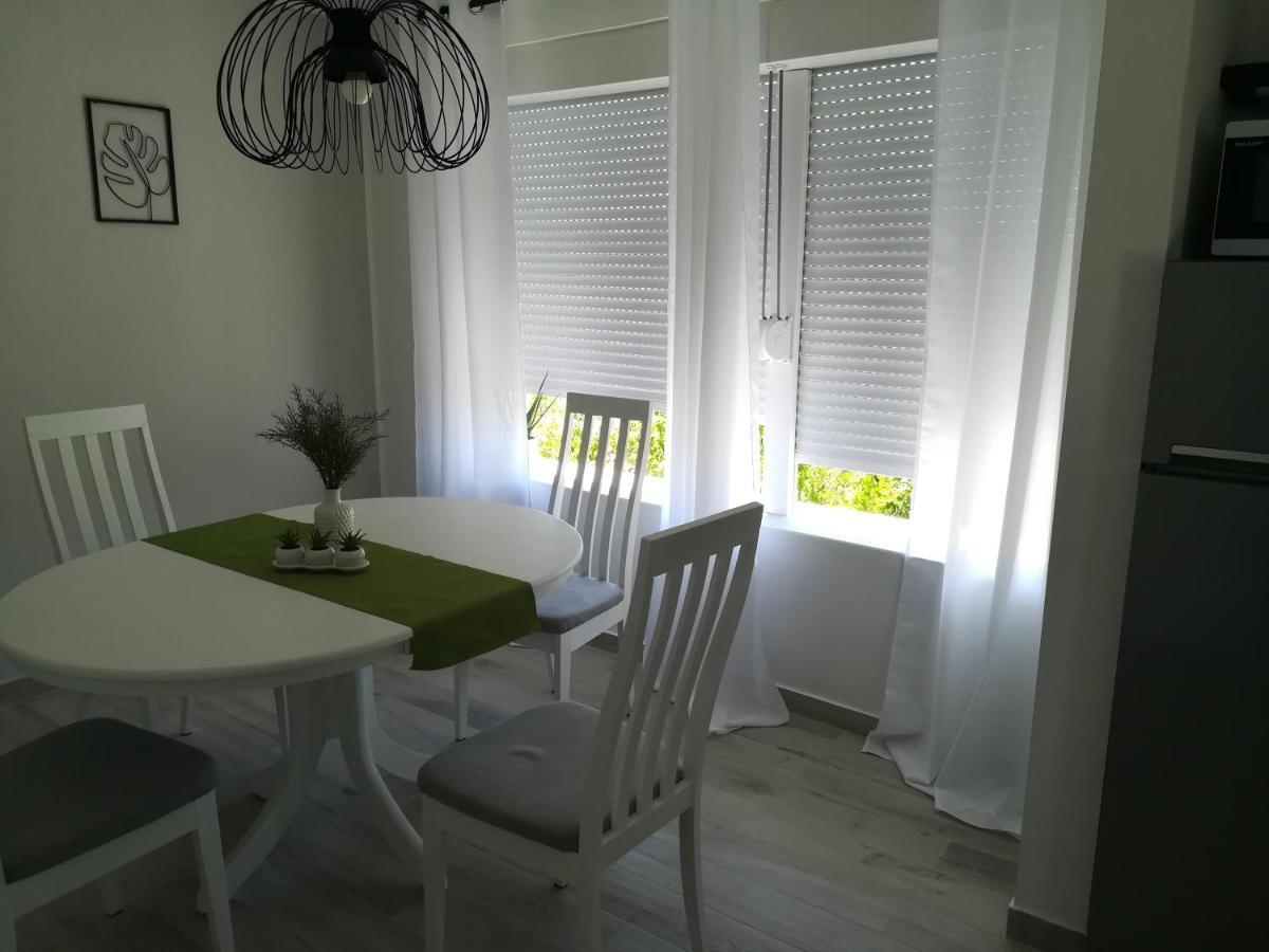 Apartmani Hermes Jadrija Exterior foto
